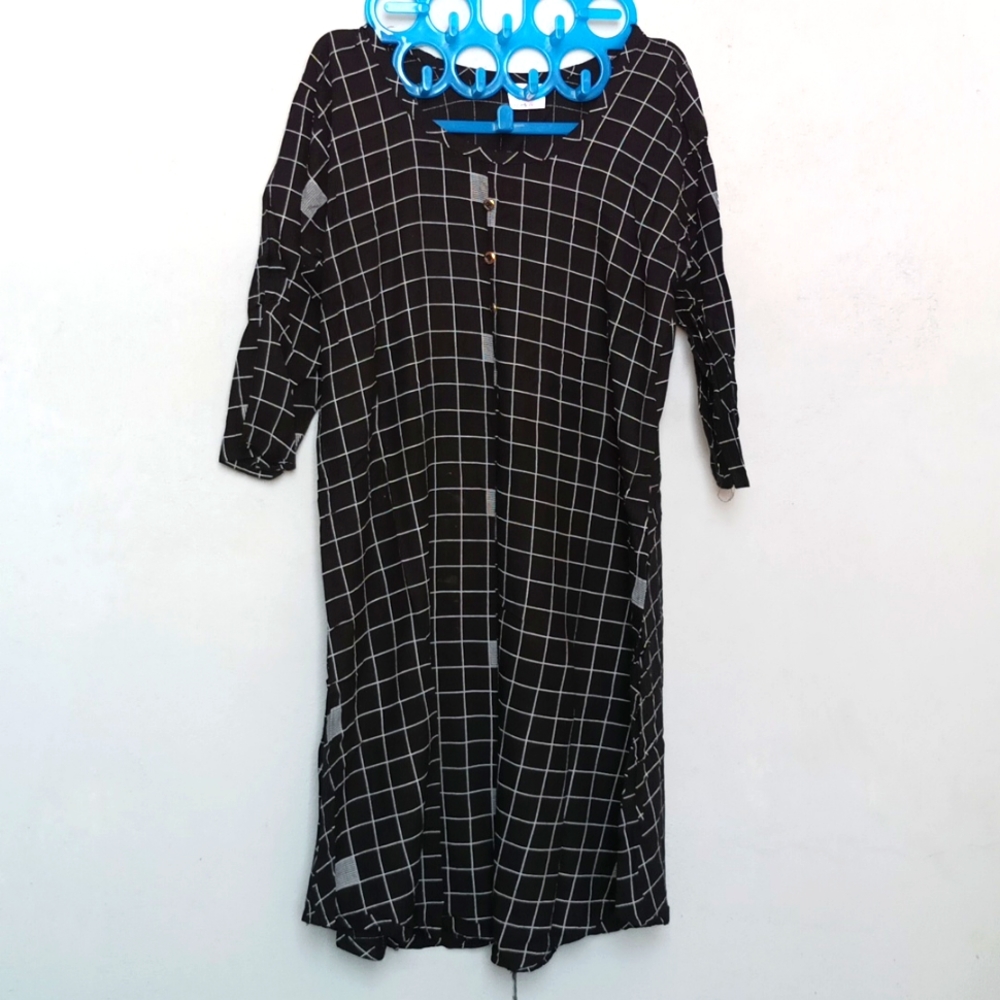 Black Checked Kurta - Picture 3 of 5